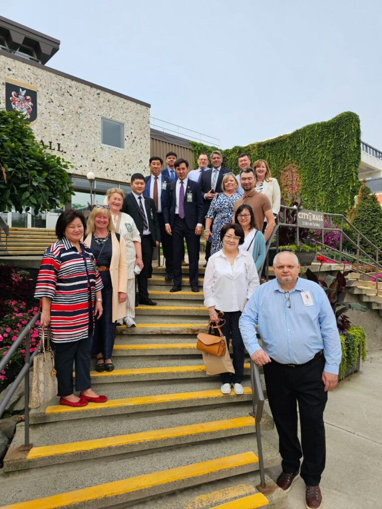 Foundation's visit to Kamloops city hall: development of relations and development prospects